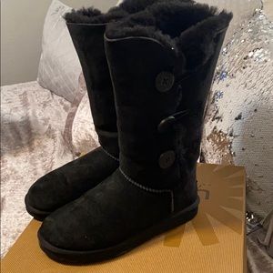Ugg tall Bailey button